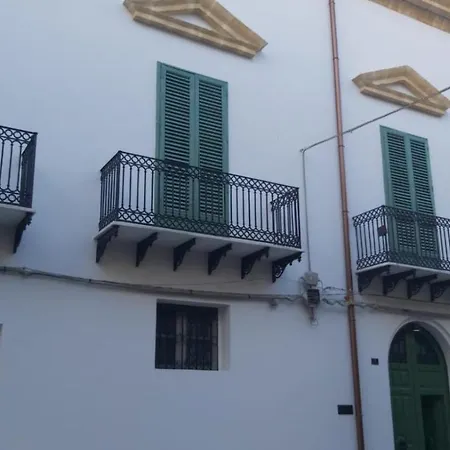 Palazzo Al Carmine Dimora Storica Castelvetrano