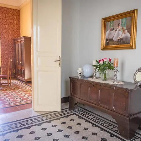Palazzo Al Carmine Dimora Storica Affittacamere Castelvetrano